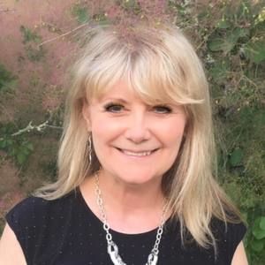 Meet your Posher, Shirley